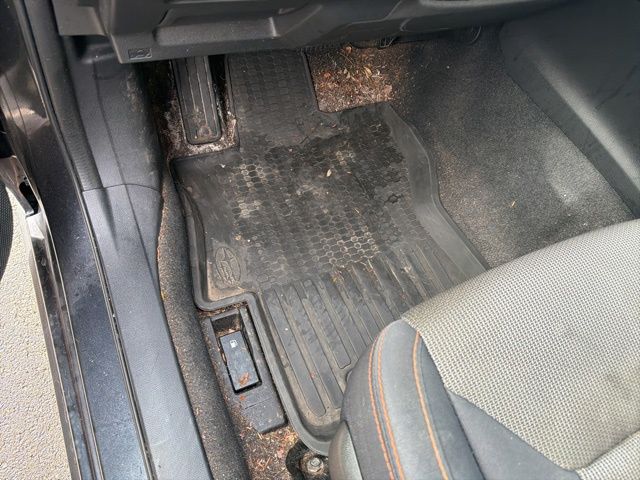 Thumbnail: 2018 Subaru Crosstrek - 11