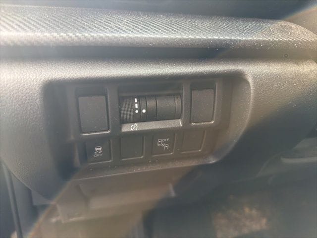 Thumbnail: 2018 Subaru Crosstrek - 18