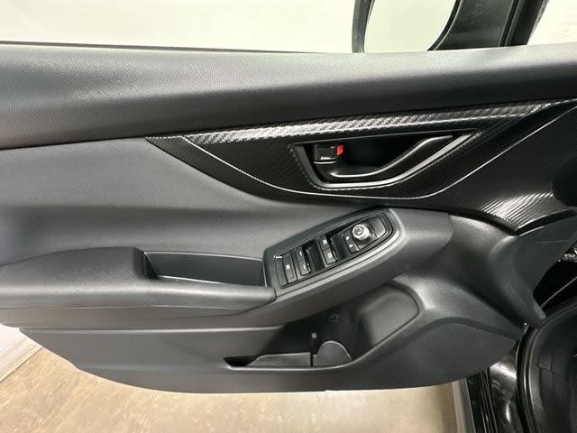 2022 Subaru Crosstrek Premium 24