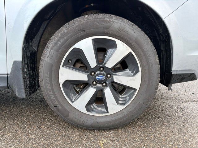 Thumbnail: 2017 Subaru Forester - 7