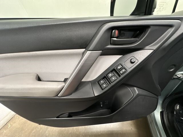 Thumbnail: 2016 Subaru Forester - 22