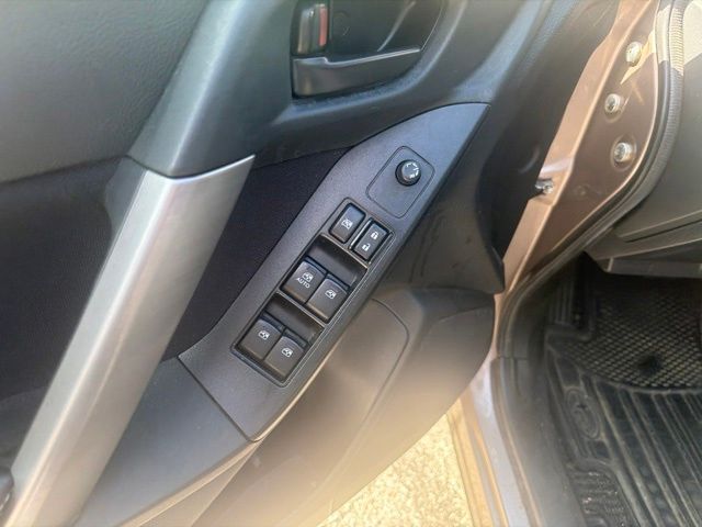 Thumbnail: 2016 Subaru Forester - 13