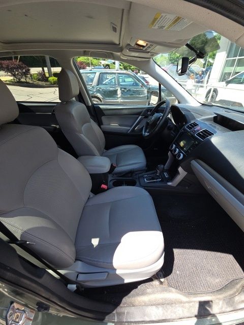 Thumbnail: 2016 Subaru Forester - 8