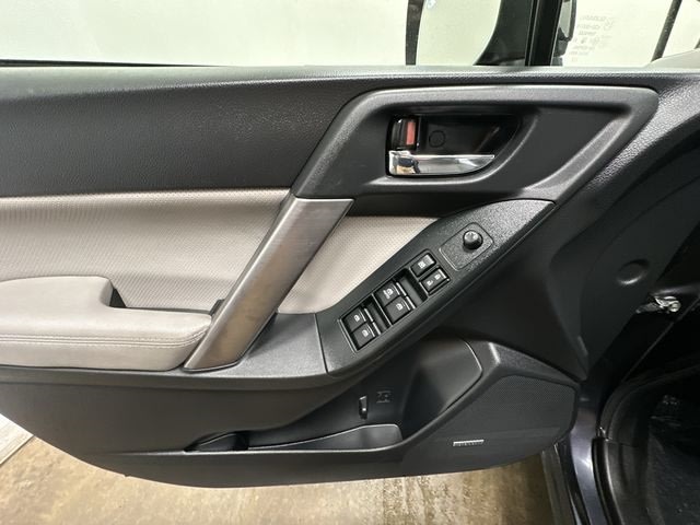 Thumbnail: 2016 Subaru Forester - 25