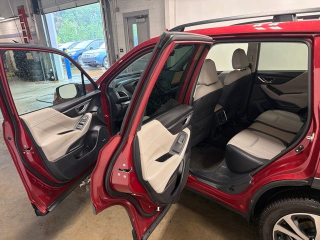 Thumbnail: 2019 Subaru Forester - 10