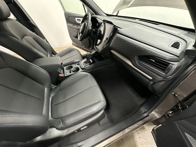 Thumbnail: 2025 Subaru Forester - 13