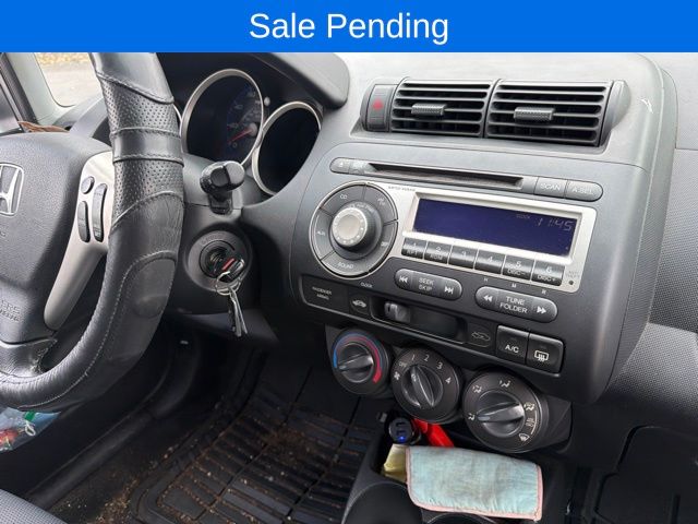 Thumbnail: 2007 Honda Fit - 11