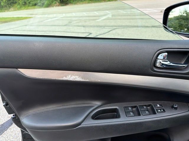 Thumbnail: 2012 INFINITI G37 - 18