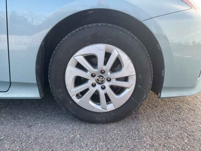 Thumbnail: 2016 Toyota Prius - 7