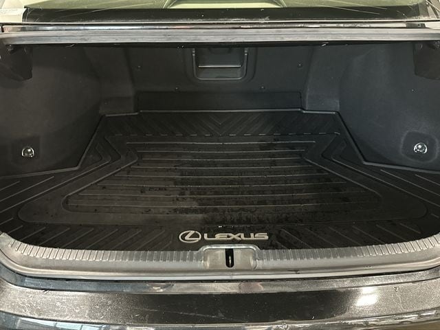 2019 Lexus ES Hybrid 300h 15