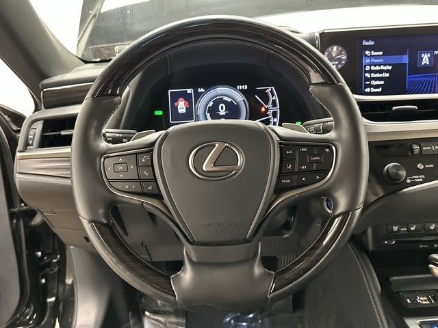 2019 Lexus ES Hybrid 300h 2