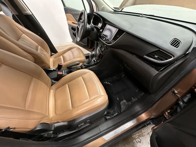 Thumbnail: 2017 Buick Encore - 25