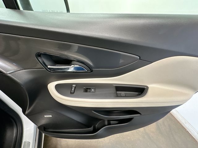 Thumbnail: 2018 Buick Encore - 29