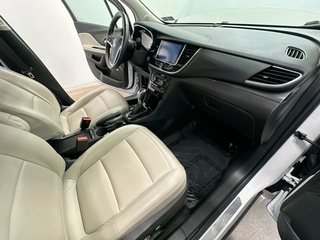 Thumbnail: 2018 Buick Encore - 27