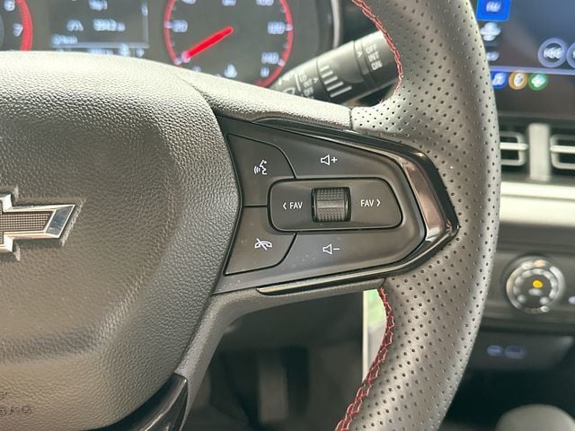 Thumbnail: 2025 Chevrolet Trax - 15