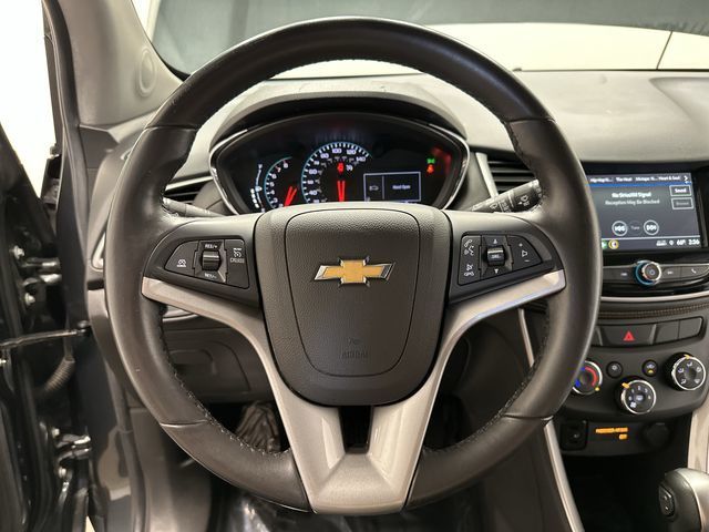 Thumbnail: 2018 Chevrolet Trax - 2