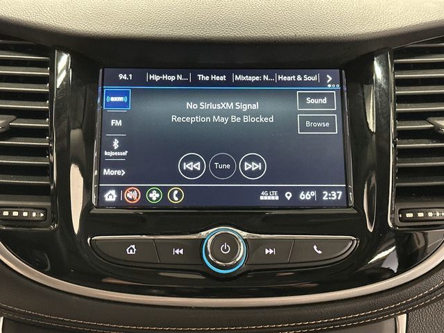 Thumbnail: 2018 Chevrolet Trax - 14