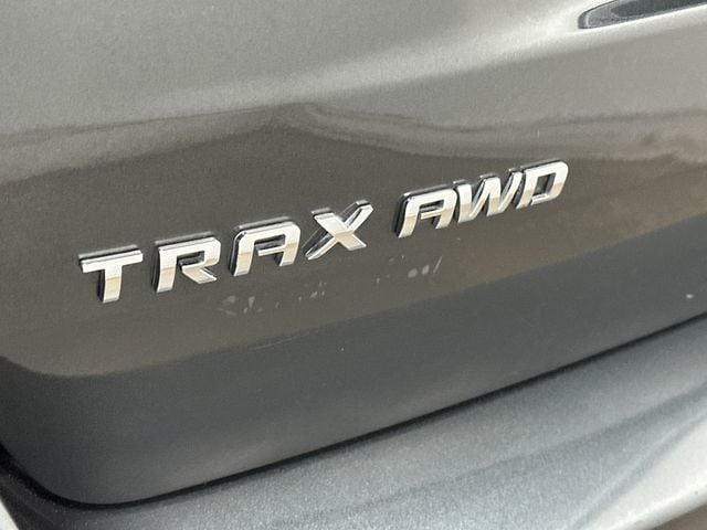 Thumbnail: 2018 Chevrolet Trax - 29