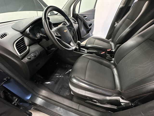 Thumbnail: 2018 Chevrolet Trax - 11