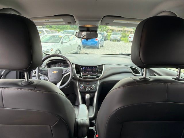Thumbnail: 2022 Chevrolet Trax - 2