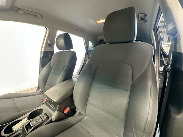 Thumbnail: 2019 Hyundai Tucson - 7
