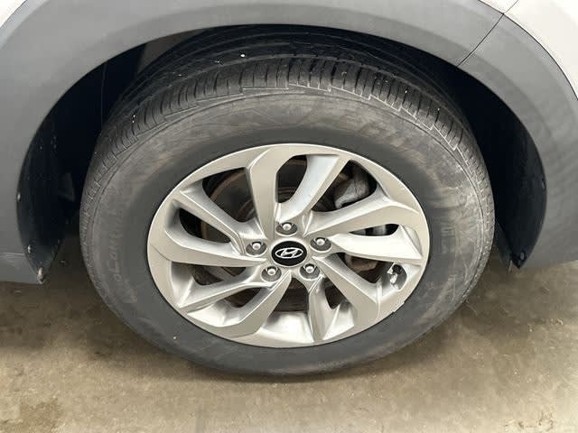 Thumbnail: 2018 Hyundai Tucson - 8