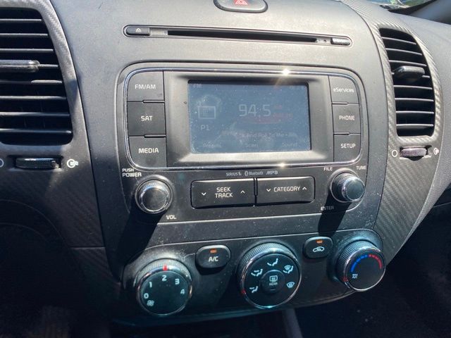 Thumbnail: 2014 Kia Forte - 11
