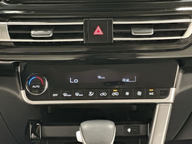 Thumbnail: 2022 Kia Seltos - 25