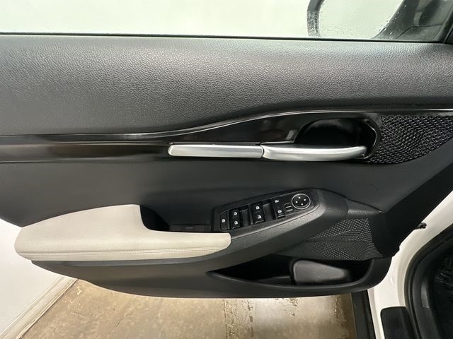 Thumbnail: 2022 Kia Seltos - 27