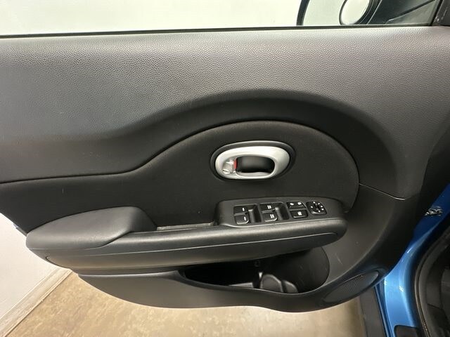 2016 Kia Soul Soul+ 21