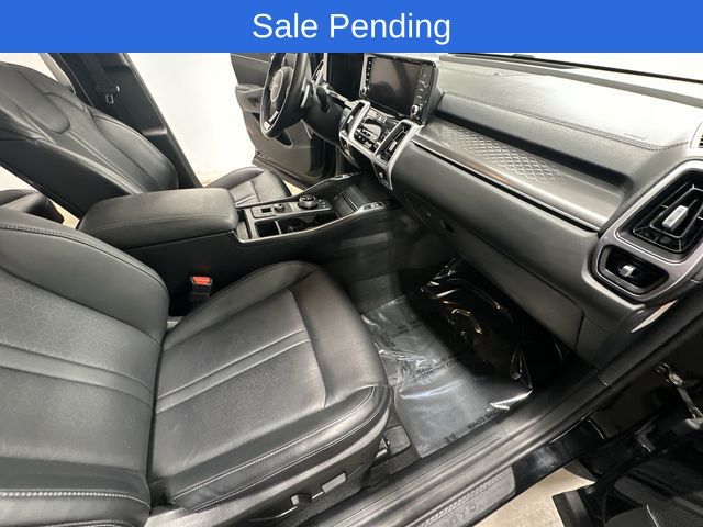 Thumbnail: 2023 Kia Sorento - 26