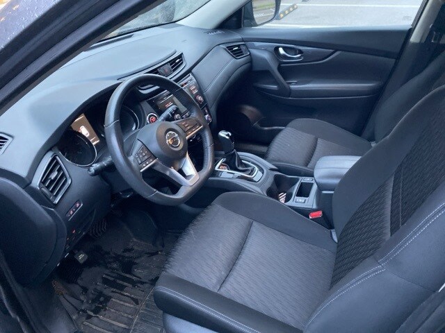 Thumbnail: 2017 Nissan Rogue - 6