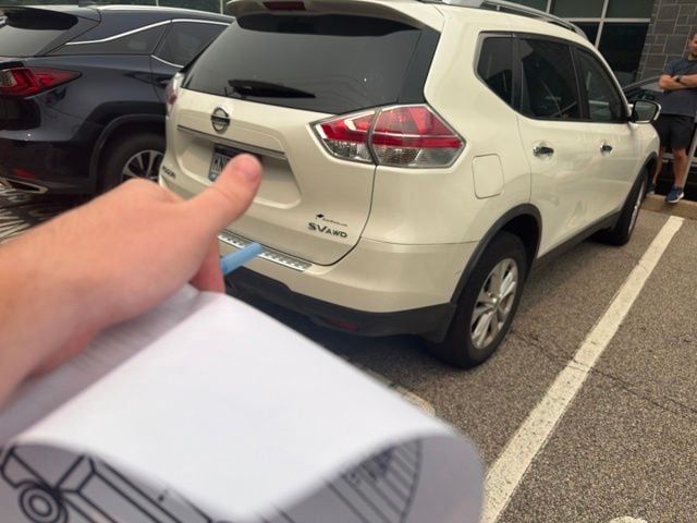 Thumbnail: 2016 Nissan Rogue - 11