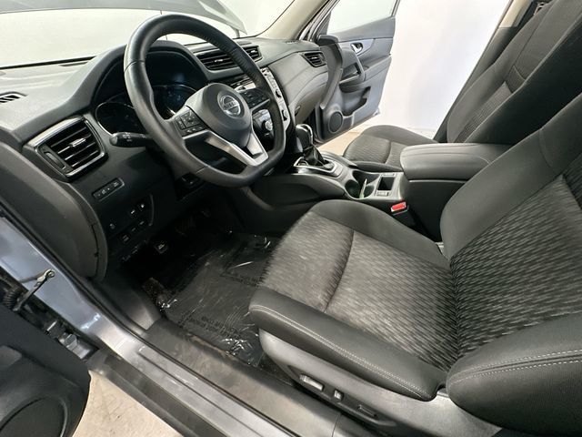 Thumbnail: 2018 Nissan Rogue - 11