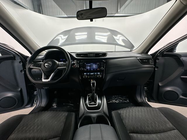 Thumbnail: 2018 Nissan Rogue - 10