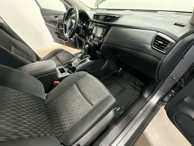 Thumbnail: 2018 Nissan Rogue - 14