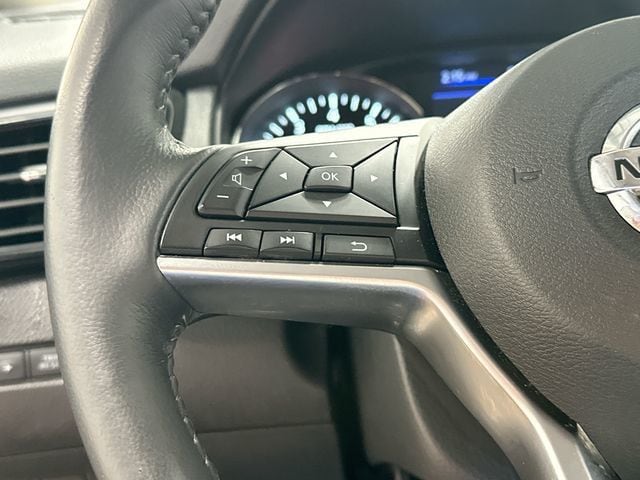 Thumbnail: 2018 Nissan Rogue - 20
