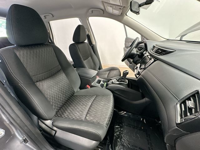 Thumbnail: 2018 Nissan Rogue - 26