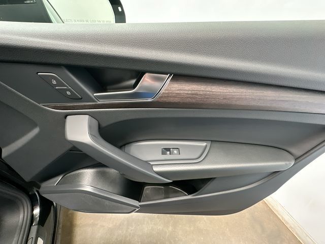 Thumbnail: 2024 Audi Q5 - 28