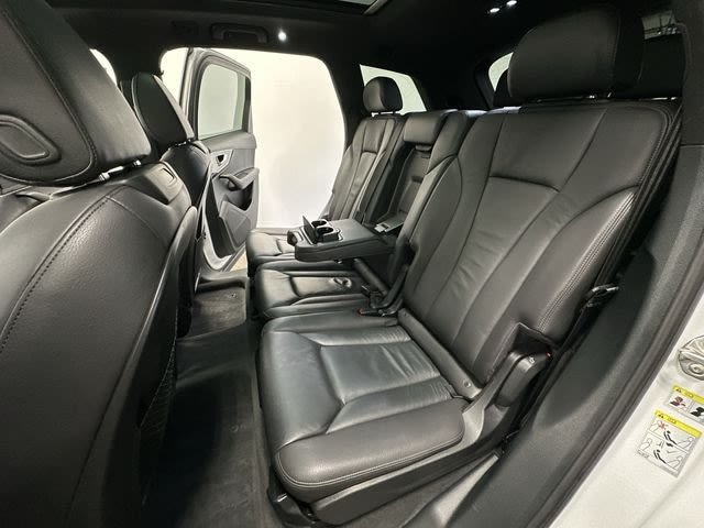 Thumbnail: 2017 Audi Q7 - 13