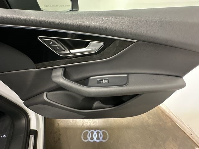 Thumbnail: 2017 Audi Q7 - 28