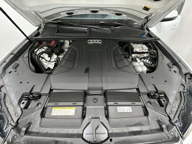 Thumbnail: 2017 Audi Q7 - 9