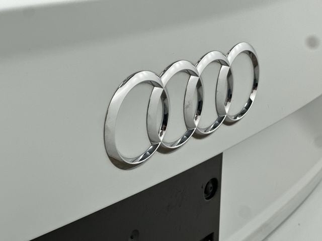 Thumbnail: 2017 Audi Q7 - 7