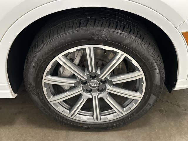 Thumbnail: 2017 Audi Q7 - 8