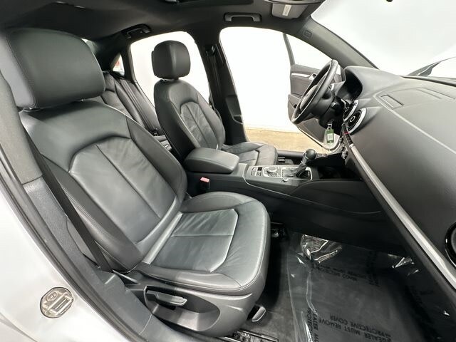 Thumbnail: 2016 Audi A3 - 26