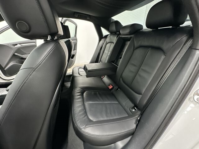 Thumbnail: 2016 Audi A3 - 13