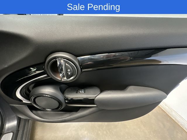 Thumbnail: 2019 MINI Cooper - 6
