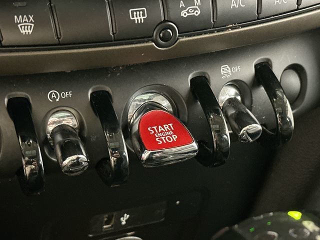 Thumbnail: 2019 MINI Cooper Countryman - 16