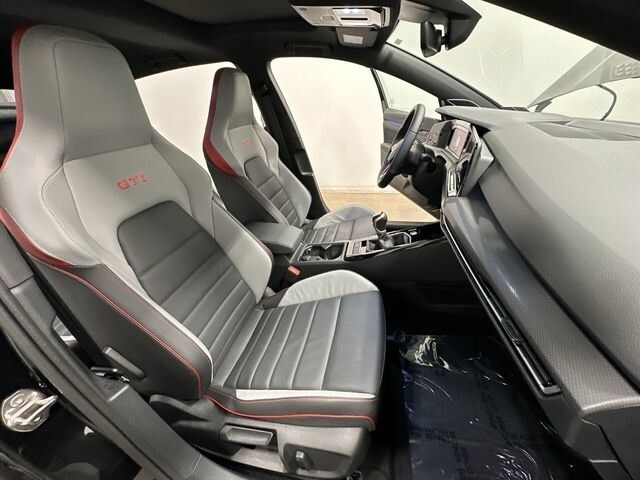 Thumbnail: 2024 Volkswagen Golf - 28