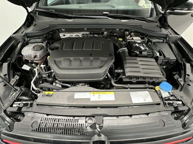 Thumbnail: 2024 Volkswagen Golf - 8